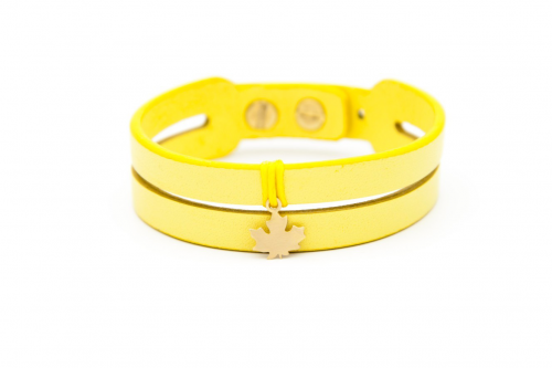 دستبند چرم و طلا طرح برگ افرا کد PL056