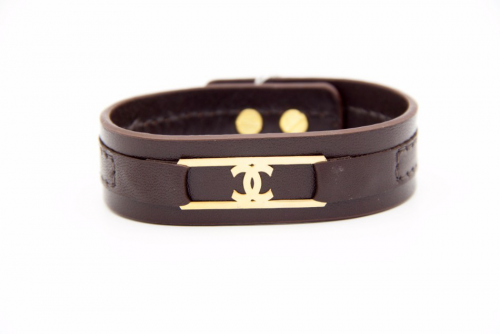 دستبند چرم و طلا طرح کلاسیک شنل کد OT068