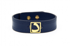 دستبند چرم و طلا طرح الفبایی حرف "د" کد AL010